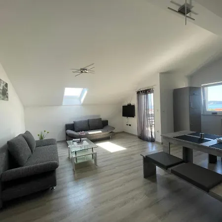 M&m Apartment *
