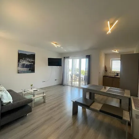 M&m Apartment *