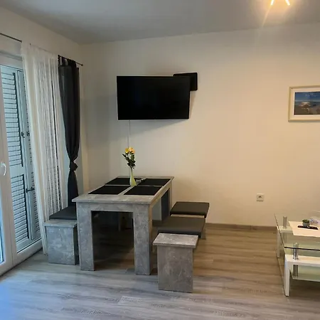 M&m Apartment *
