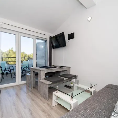 M&m Apartment Bibinje