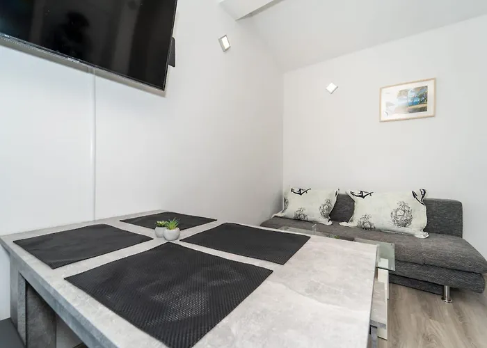 Apartment M&m