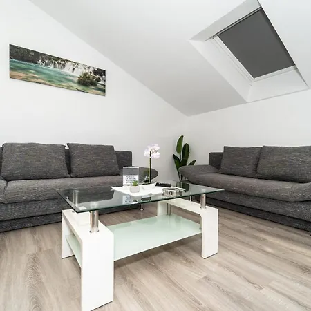 Apartament M&m *